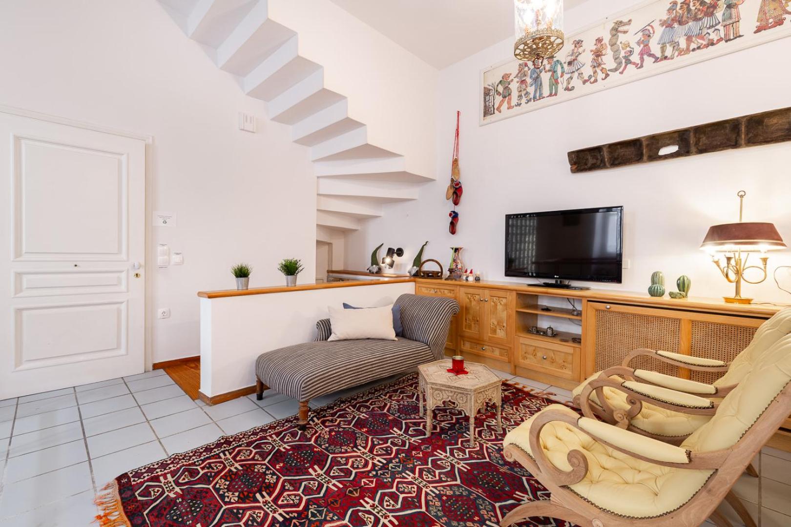 Athenian Getaway Villa in Plaka with Acropolis View by Athenian Homes