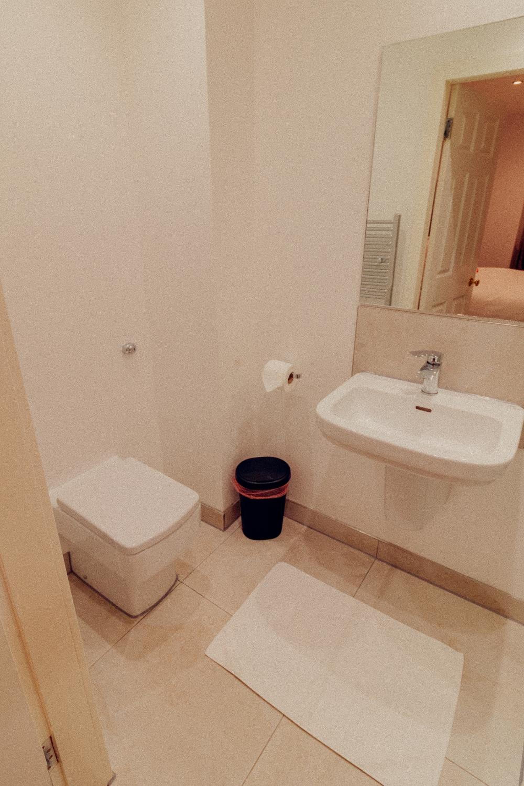 Mayfield Suites