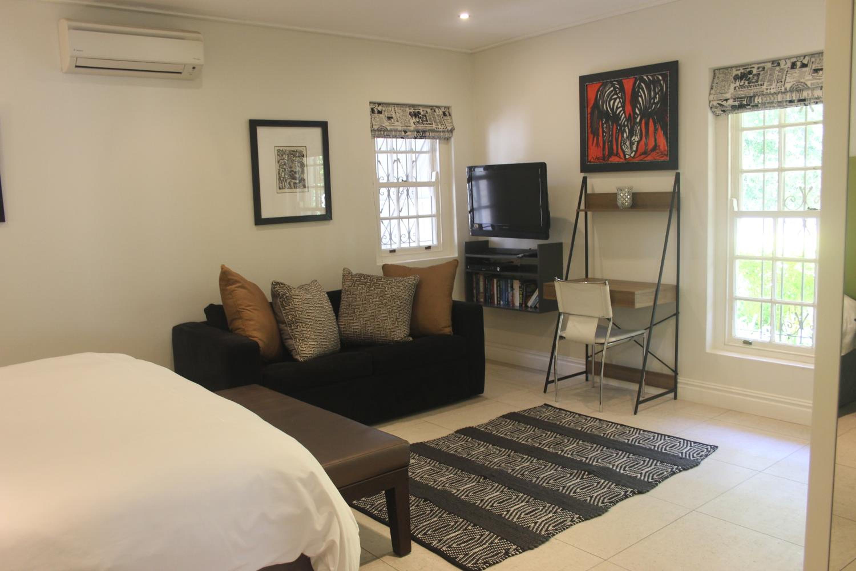 Leopard Tree Cottage