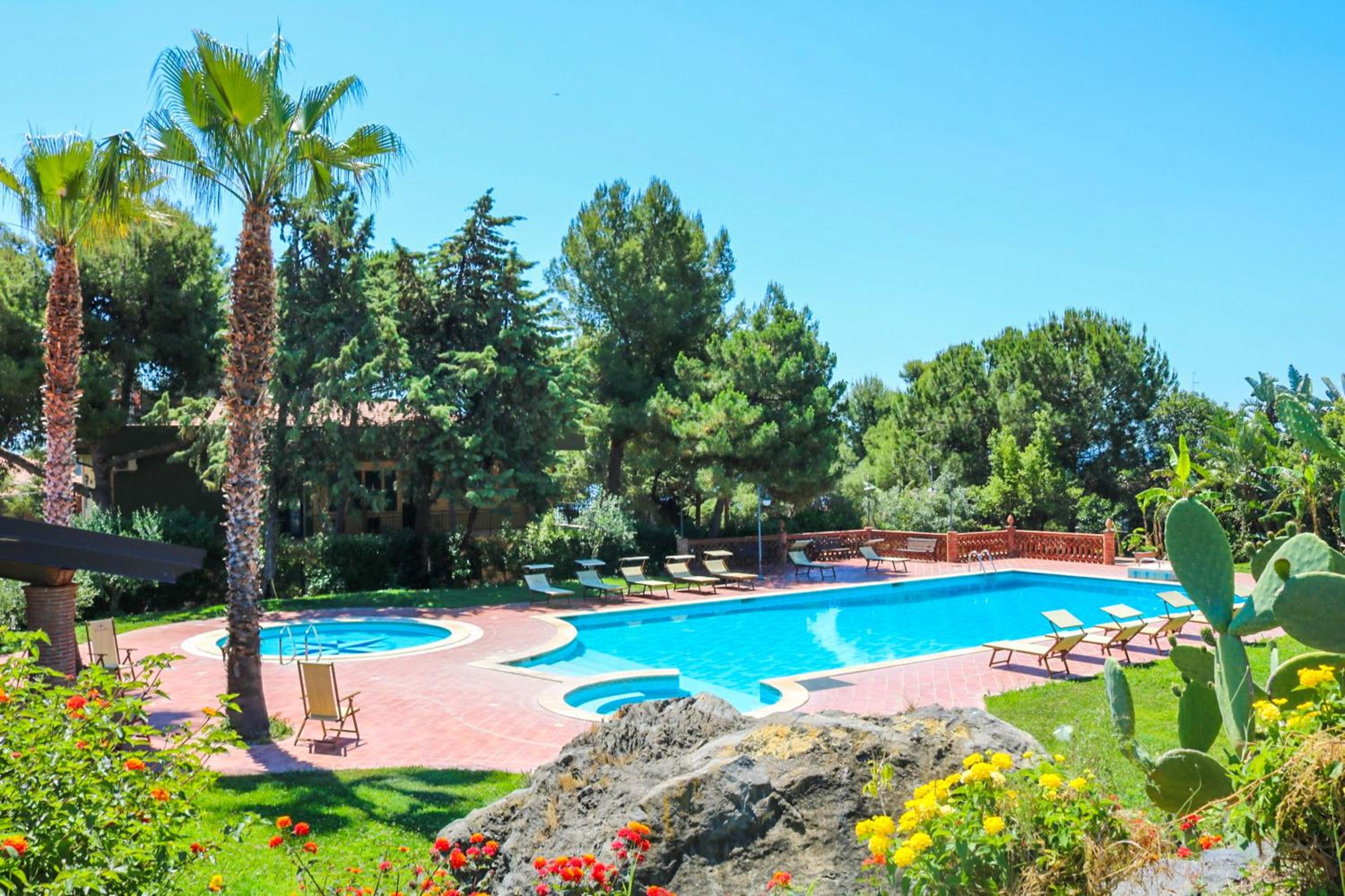 Family resort in villa with pool
