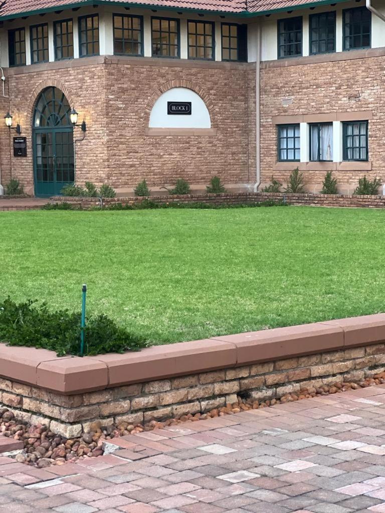 Premium Cozy Apartment (0% loadshedding)
