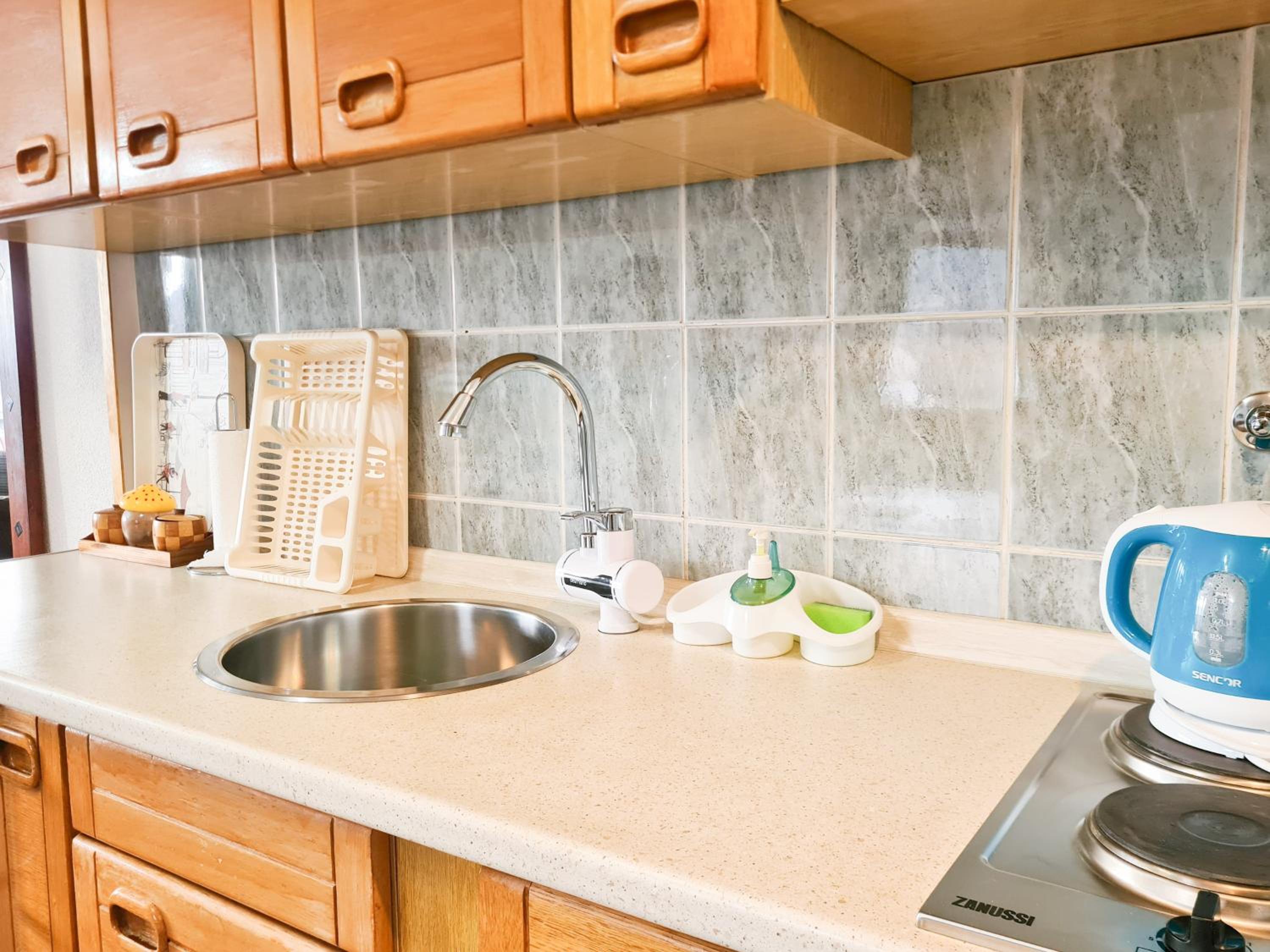 Urbanscape Apartment + Free Private Parking