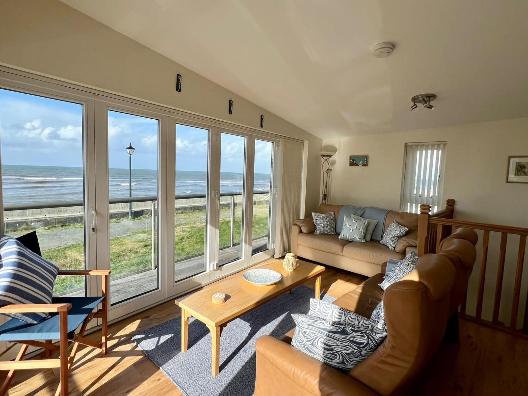 Rhos Helyg - Beach-side luxury stylish house view 3