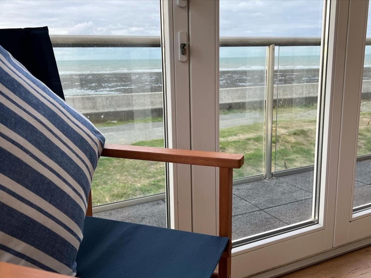 Rhos Helyg - Beach-side luxury stylish house view 2