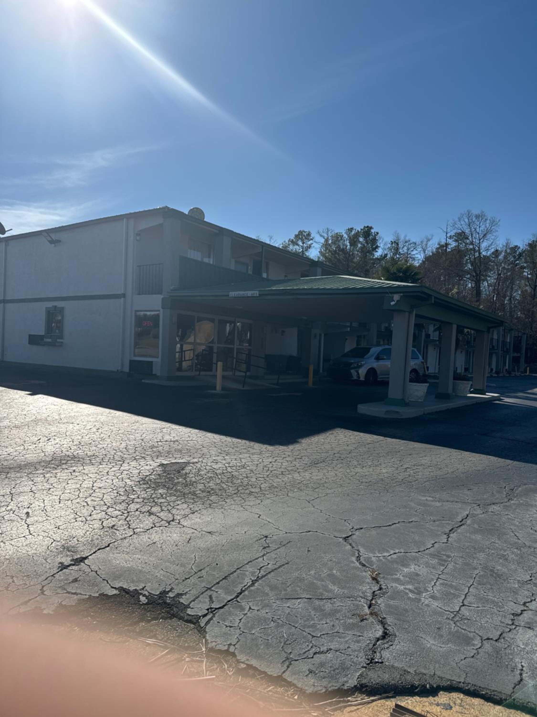 Milledgeville Vacations - Heritage Inn - Property Image 3