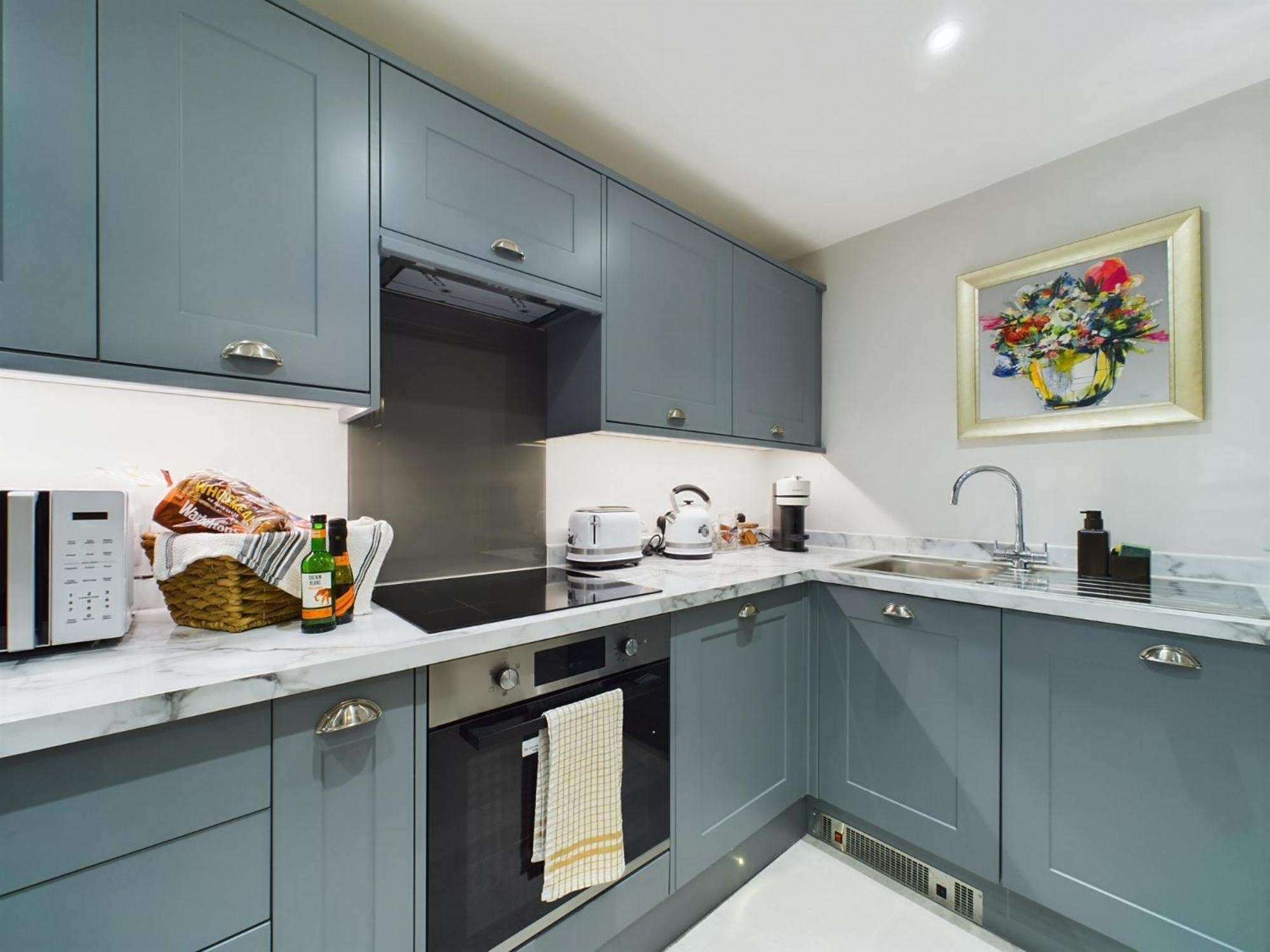 Modern Duplex Central Free Parking Wi-Fi view 3