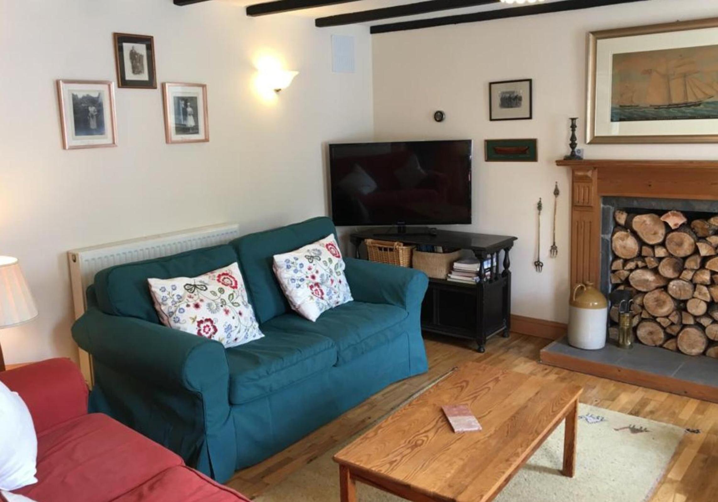 Pontfair - Charming Cottage 10 mins walk from beach
