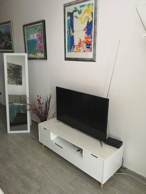 STUDIO APARTMENT IVANA - new sweet apartment