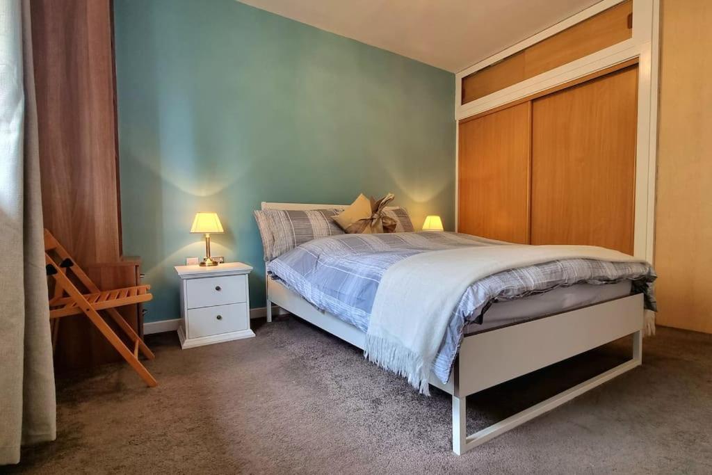 Specious Parkview Apartment, 4 Mins Walk to Underground view 3