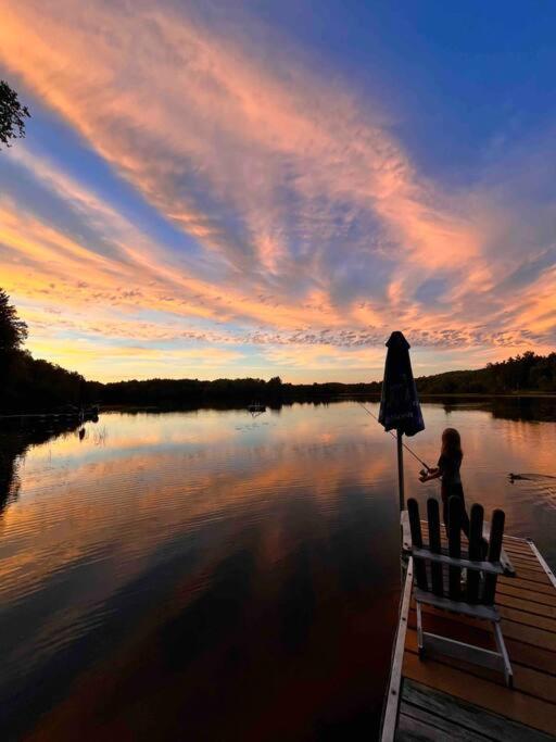 Nala's Lake House Retreat