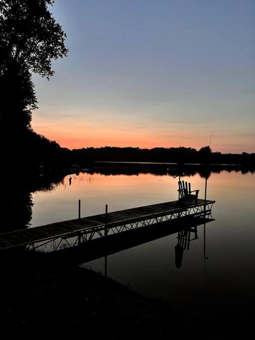 Nala's Lake House Retreat
