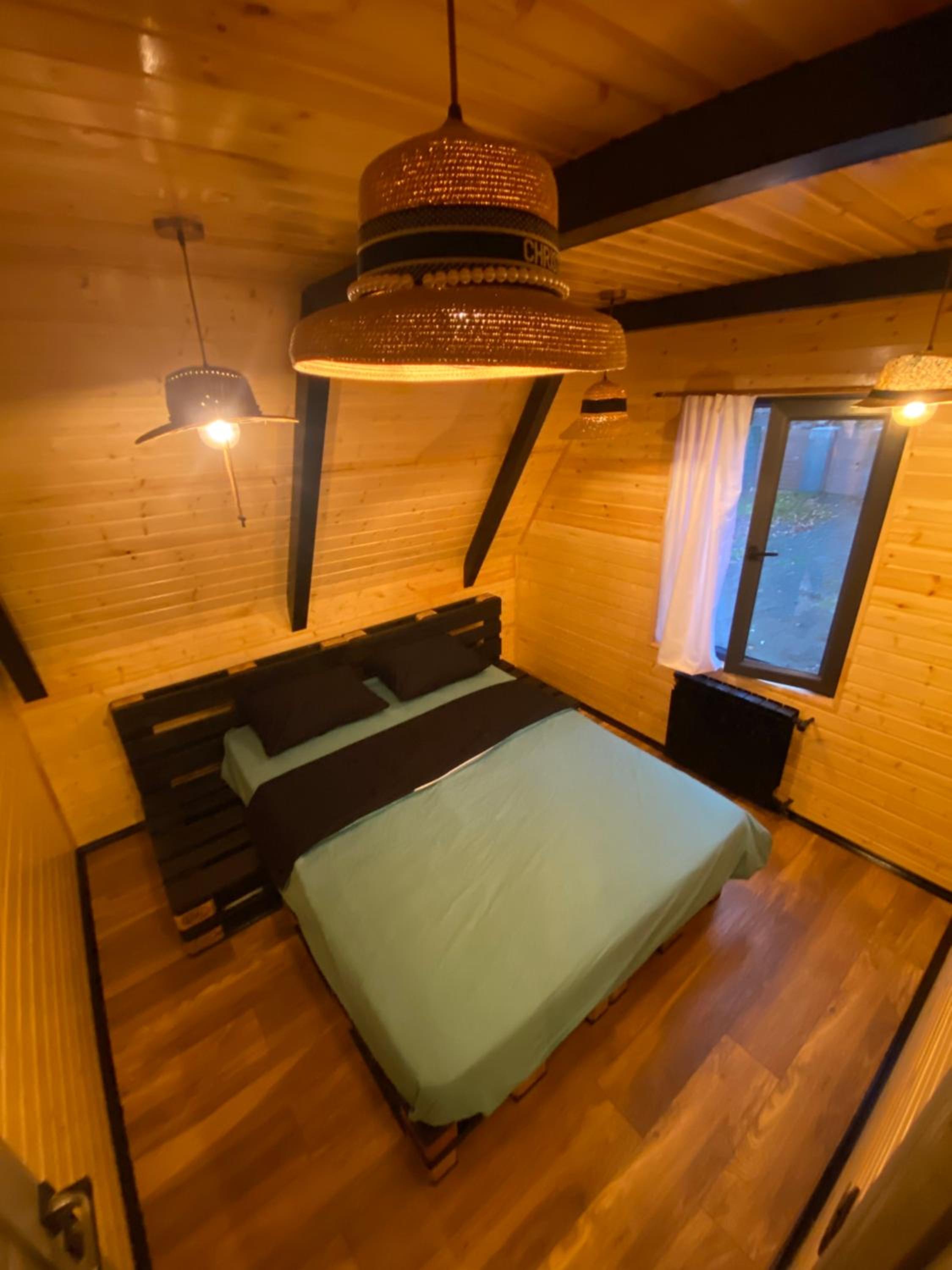 Ashla A-Frame Lenkaran