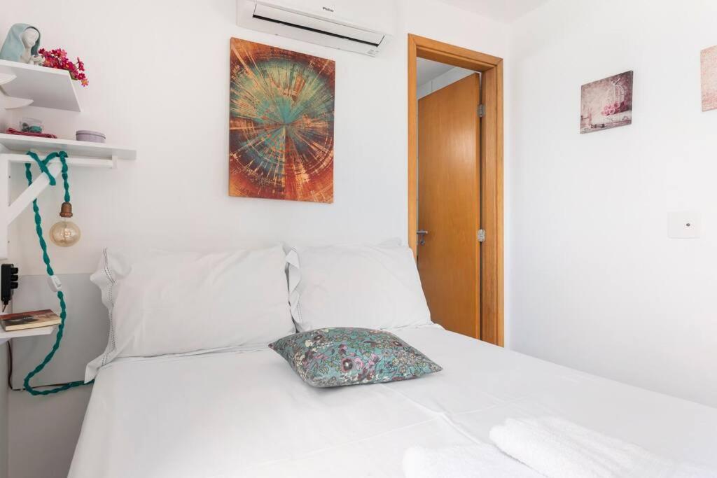 Apartamento agradável de dois quartos, perto do Aeroporto e Praia de Boa Viagem.