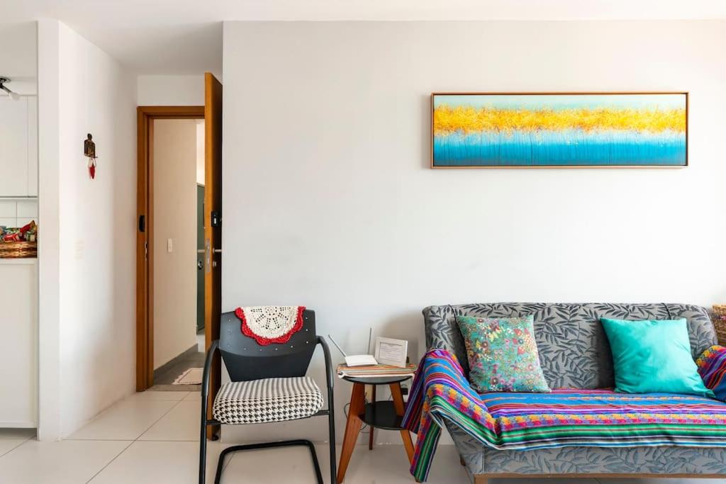 Apartamento agradável de dois quartos, perto do Aeroporto e Praia de Boa Viagem.