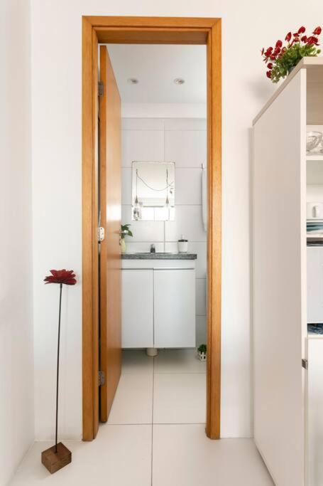 Apartamento agradável de dois quartos, perto do Aeroporto e Praia de Boa Viagem.