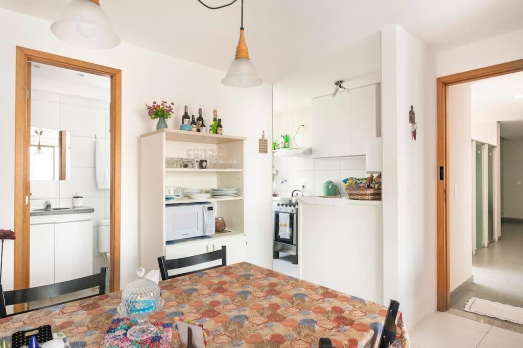 Apartamento agradável de dois quartos, perto do Aeroporto e Praia de Boa Viagem.
