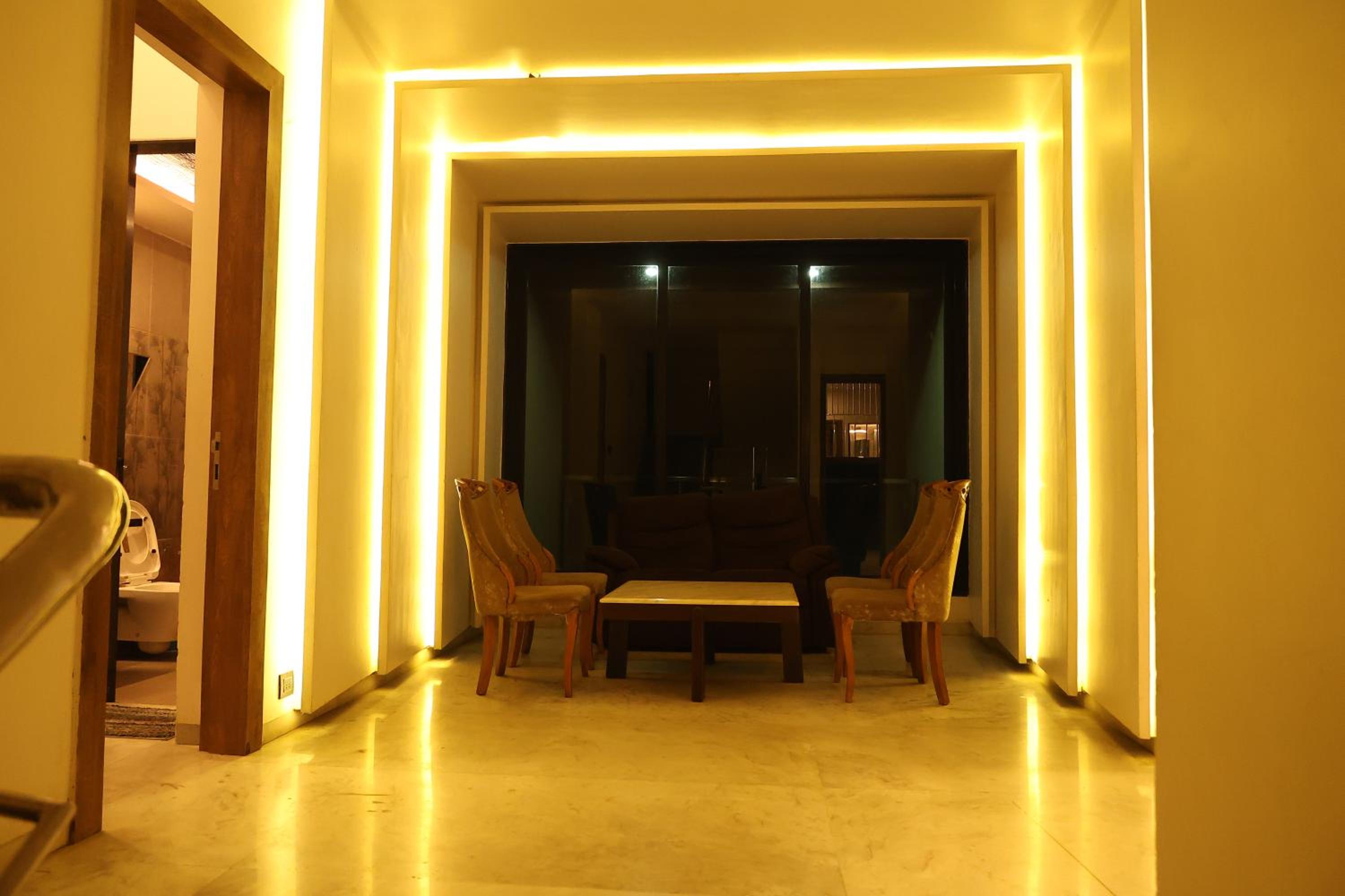 Shalimar Royal Villa