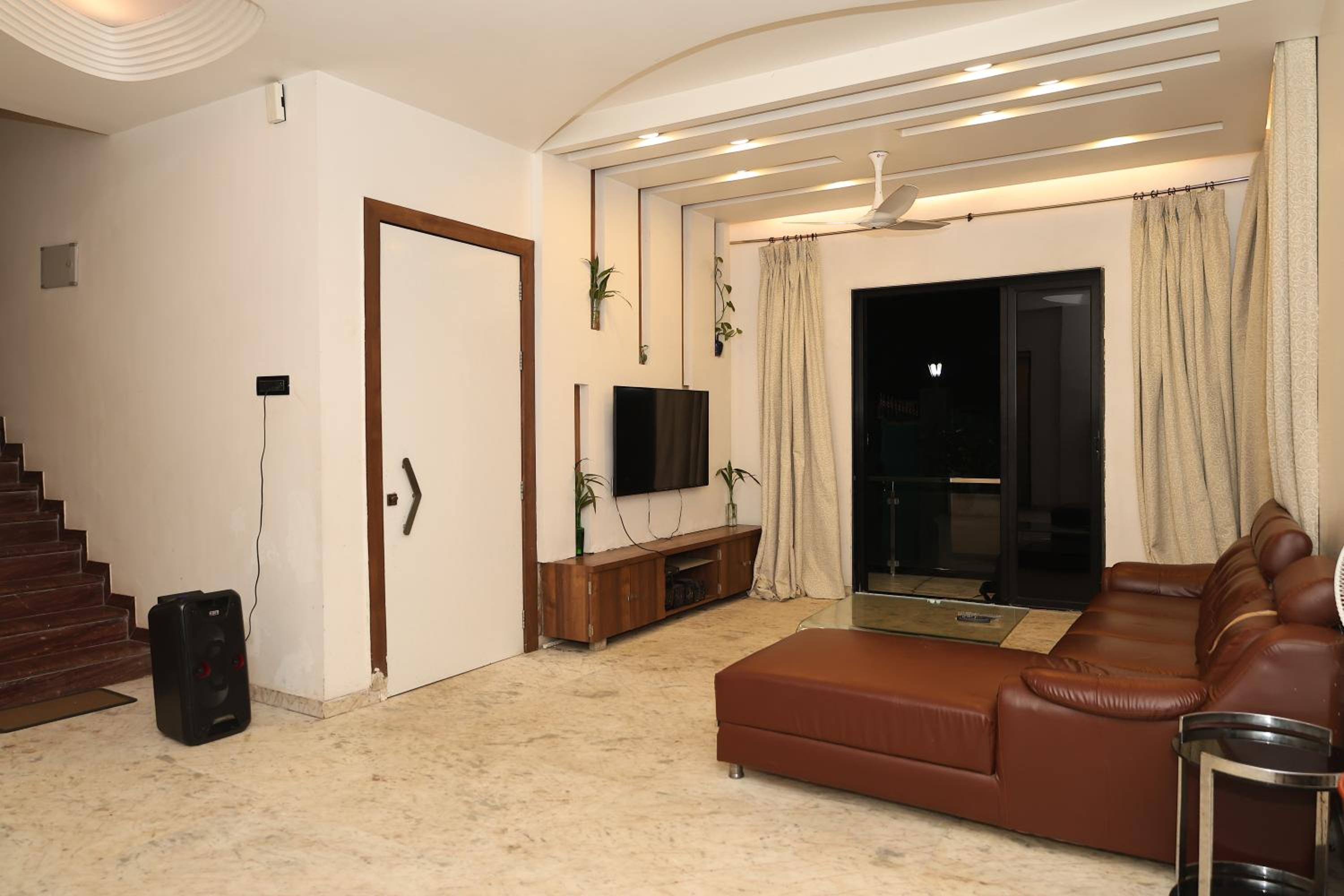 Shalimar Royal Villa