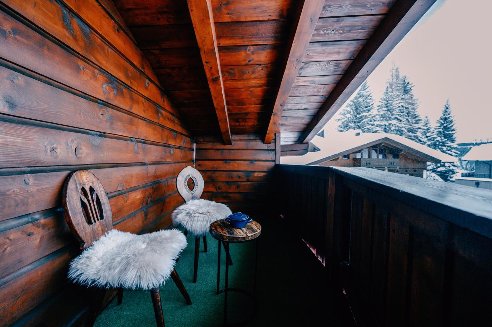 Chalet-Apartment für 9 bis 10 Personen zentral & ruhig 2 Min zur Galzigbahn Sankt Anton
