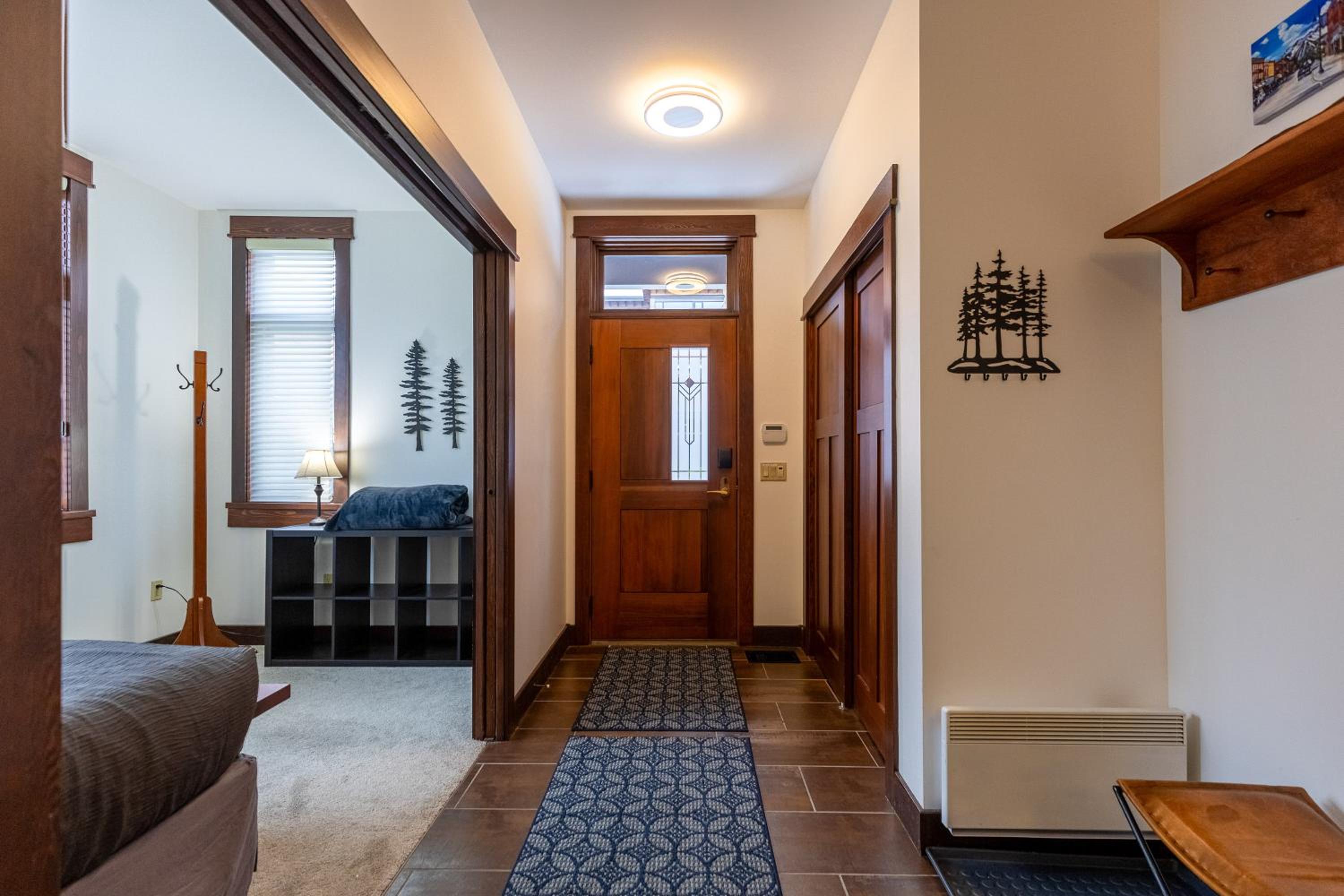 Luxurious 901 Condos by Fernie Central Reservations