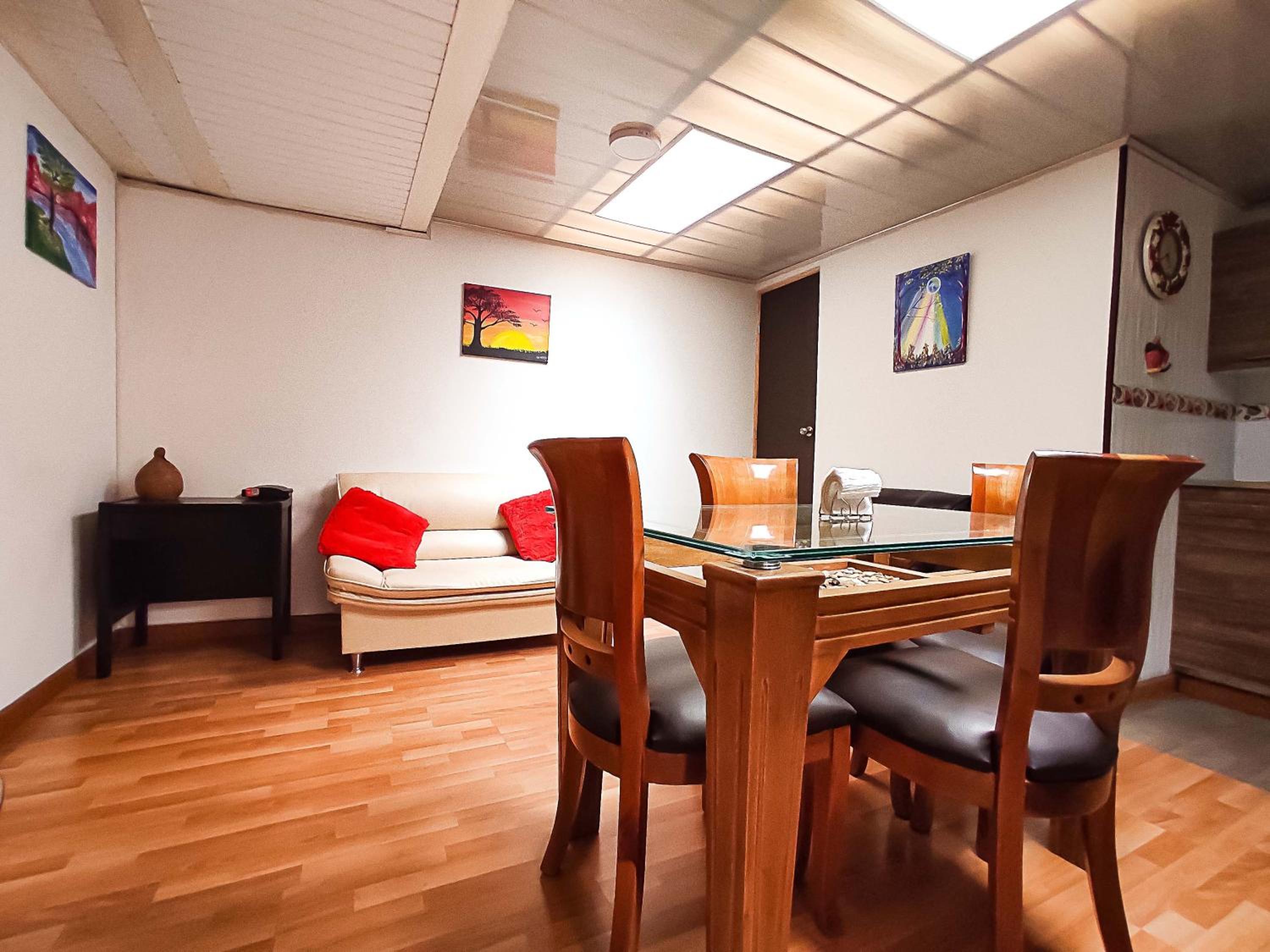 Acogedor Apartamento a 10 minutos del Aeropuerto