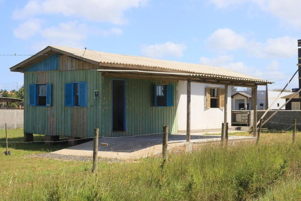 Casa de praia - Descanse e tenha uma experiencia relaxante a poucos metros da praia