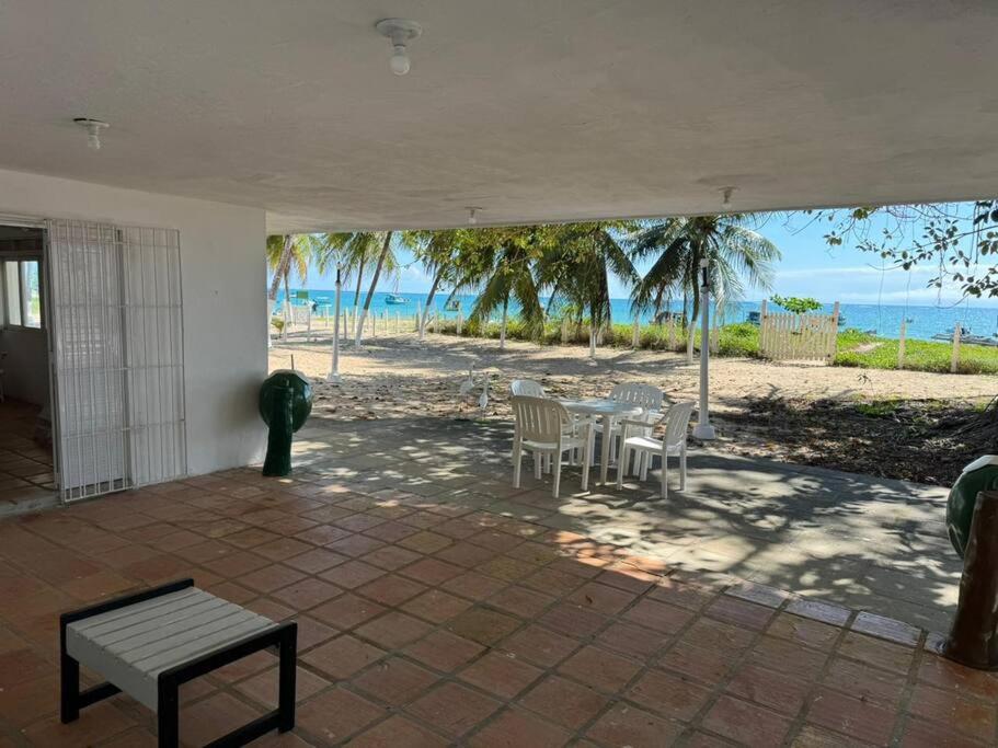 Casa Pê na Areia e Vista ao Mar em São José