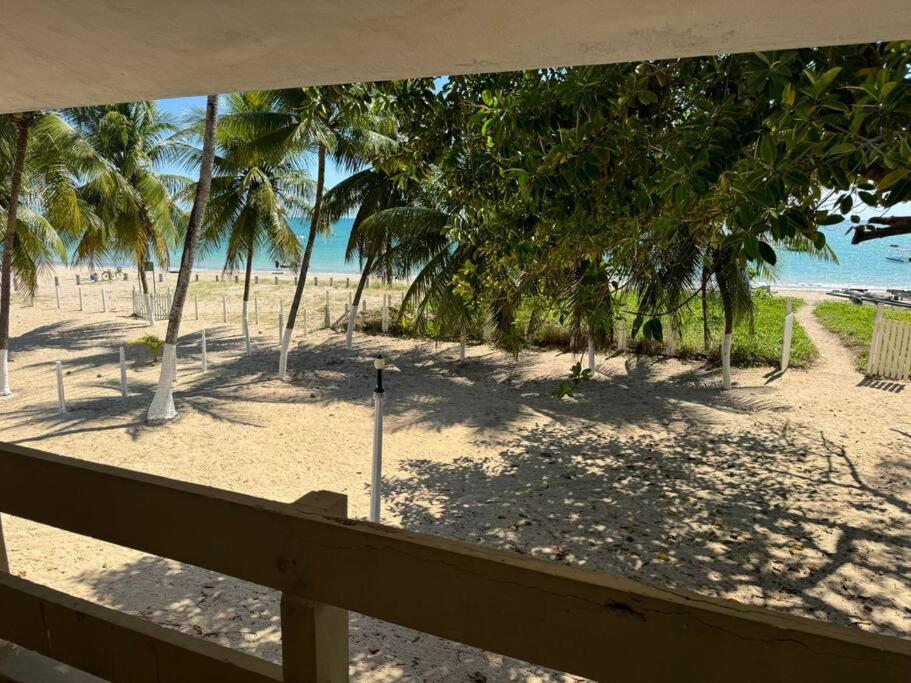Casa Pê na Areia e Vista ao Mar em São José