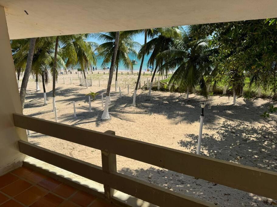 Casa Pê na Areia e Vista ao Mar em São José