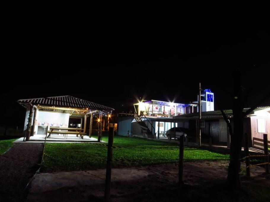 Casa na Beira Mar - Relaxe sentindo a brisa do Mar a poucos metros do oceano
