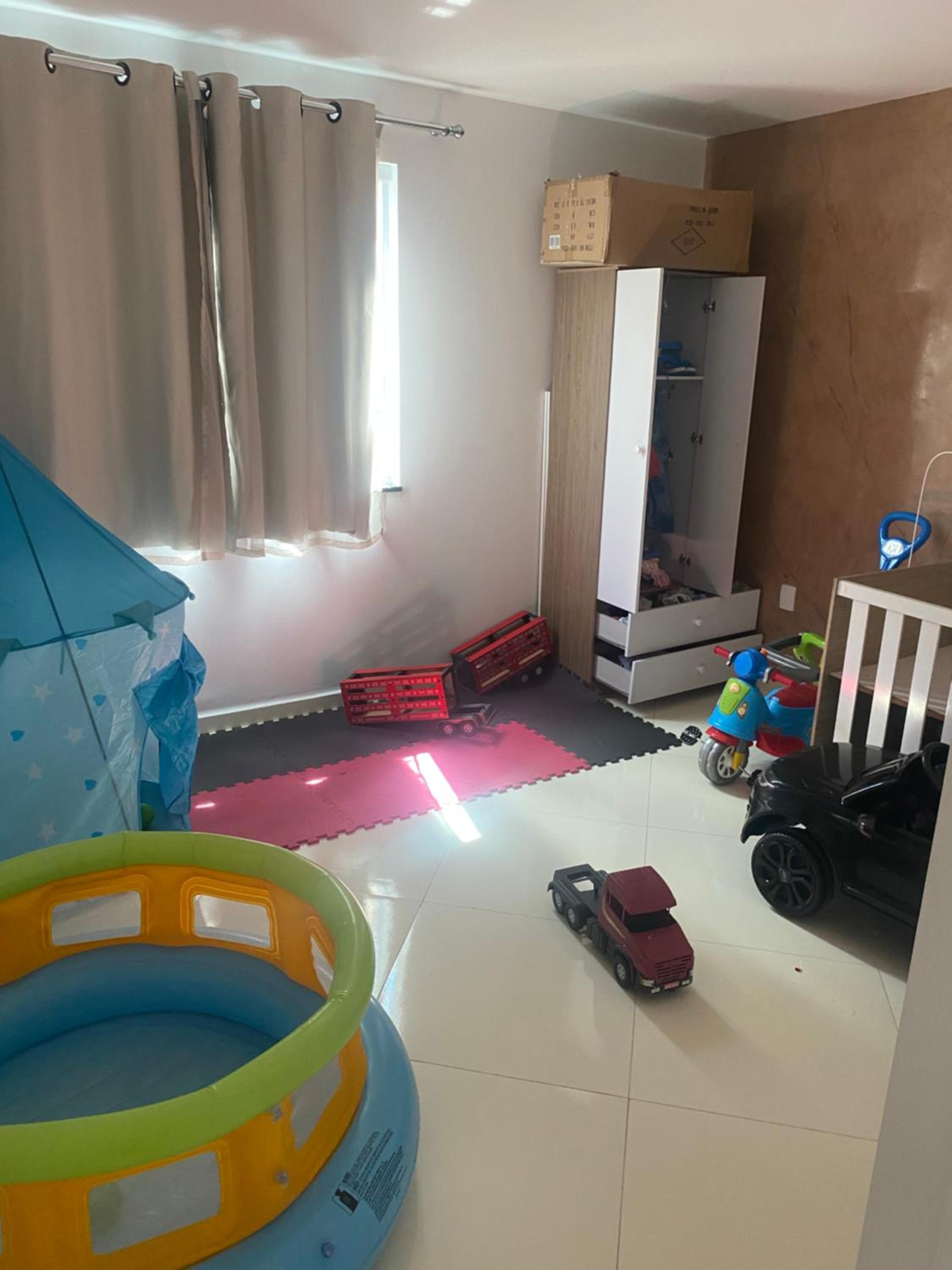 Duplex com piscina na taquara