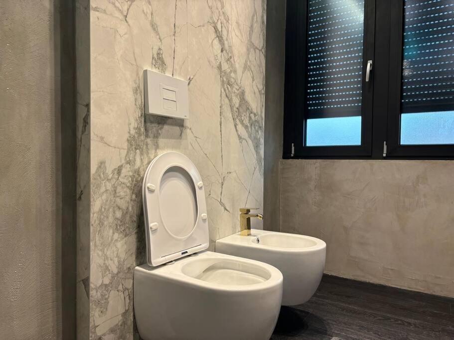 Luxury Boutique Apartment / Komuna Parisit / near to Tirana Lake