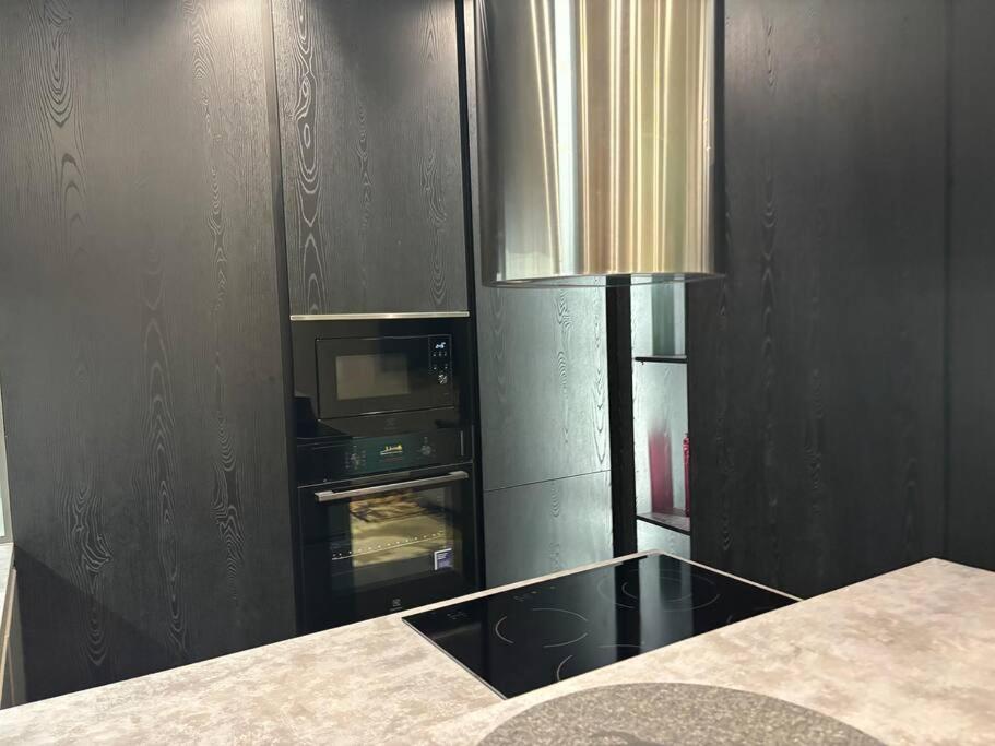 Luxury Boutique Apartment / Komuna Parisit / near to Tirana Lake