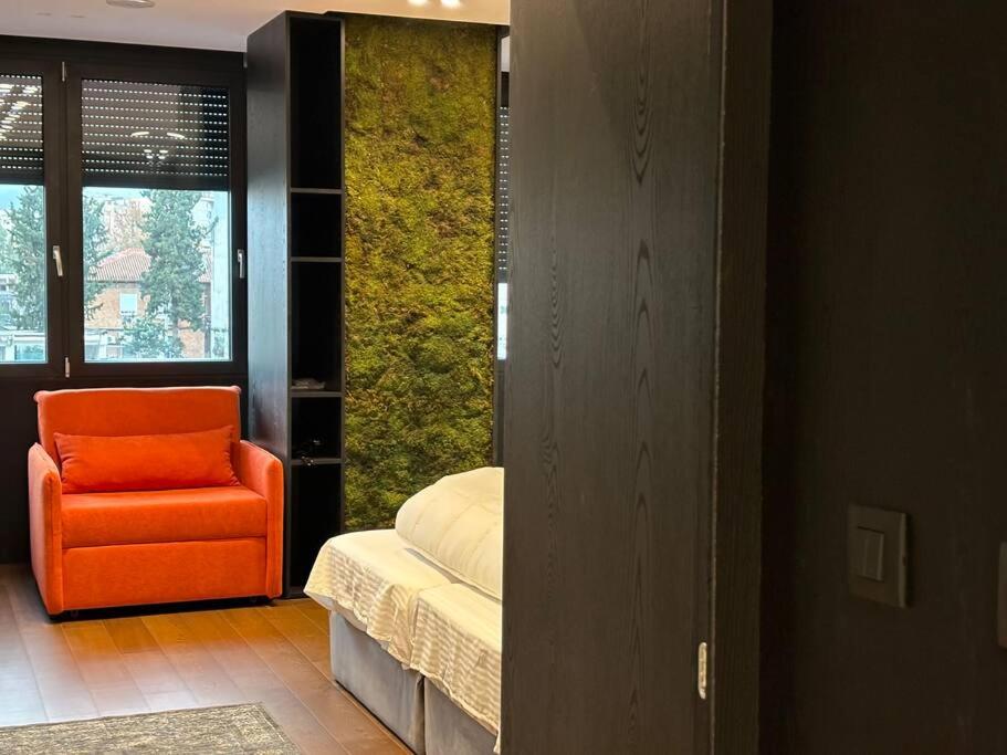 Luxury Boutique Apartment / Komuna Parisit / near to Tirana Lake