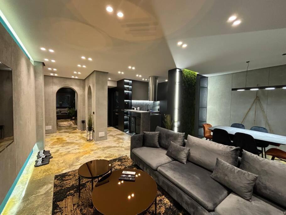Luxury Boutique Apartment / Komuna Parisit / near to Tirana Lake