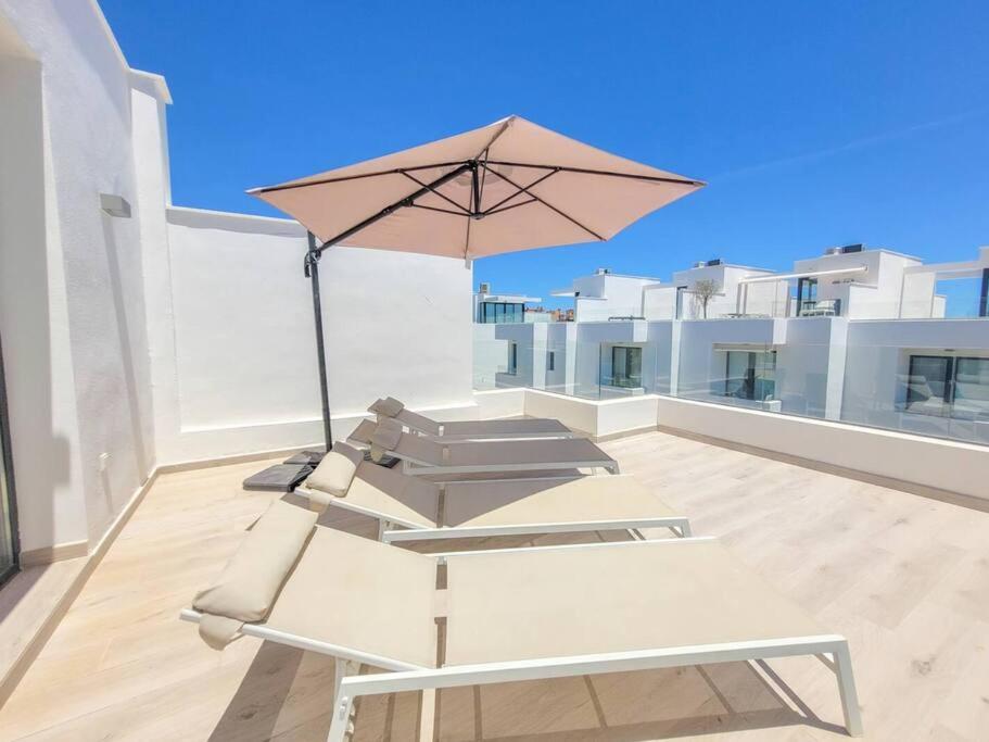 Pass the Keys Casa Ban, Spacious 3 Bedroom Townhouse
