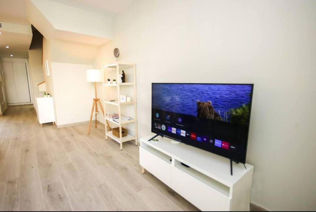 Pass the Keys Casa Ban, Spacious 3 Bedroom Townhouse