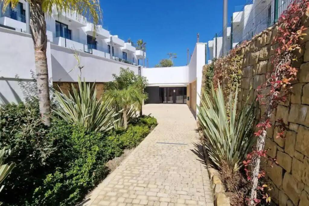 Pass the Keys Casa Ban, Spacious 3 Bedroom Townhouse