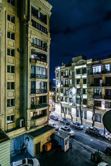 Comfortable and Spacious Apartment in the Center