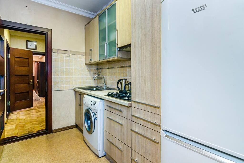 Comfortable and Spacious Apartment in the Center