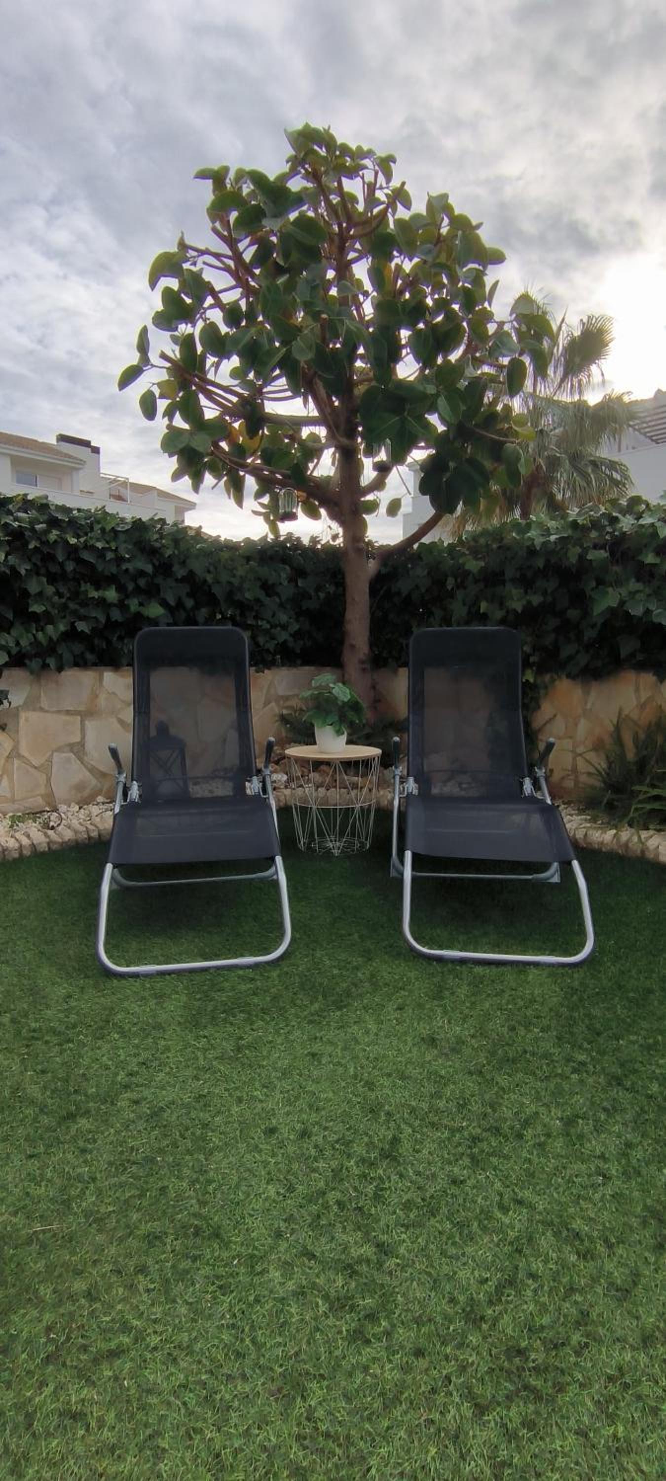 Denia Beach Apartment Jardín privado y piscina