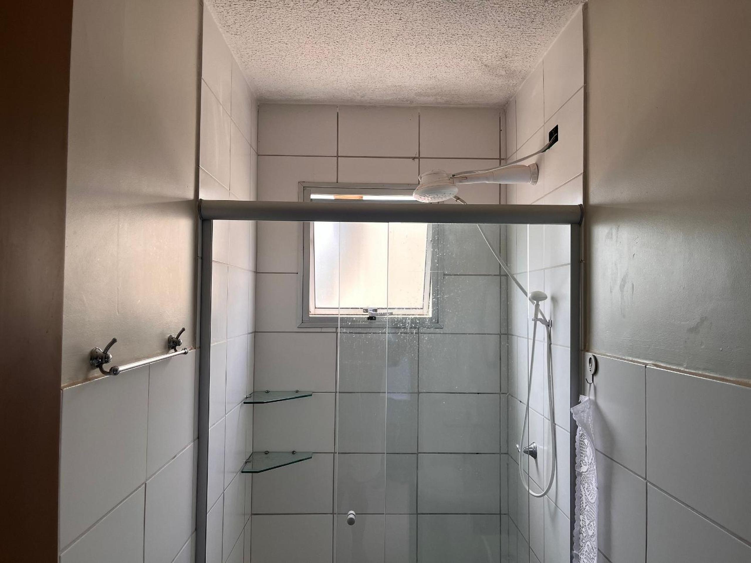 Quarto confortável privativo DF