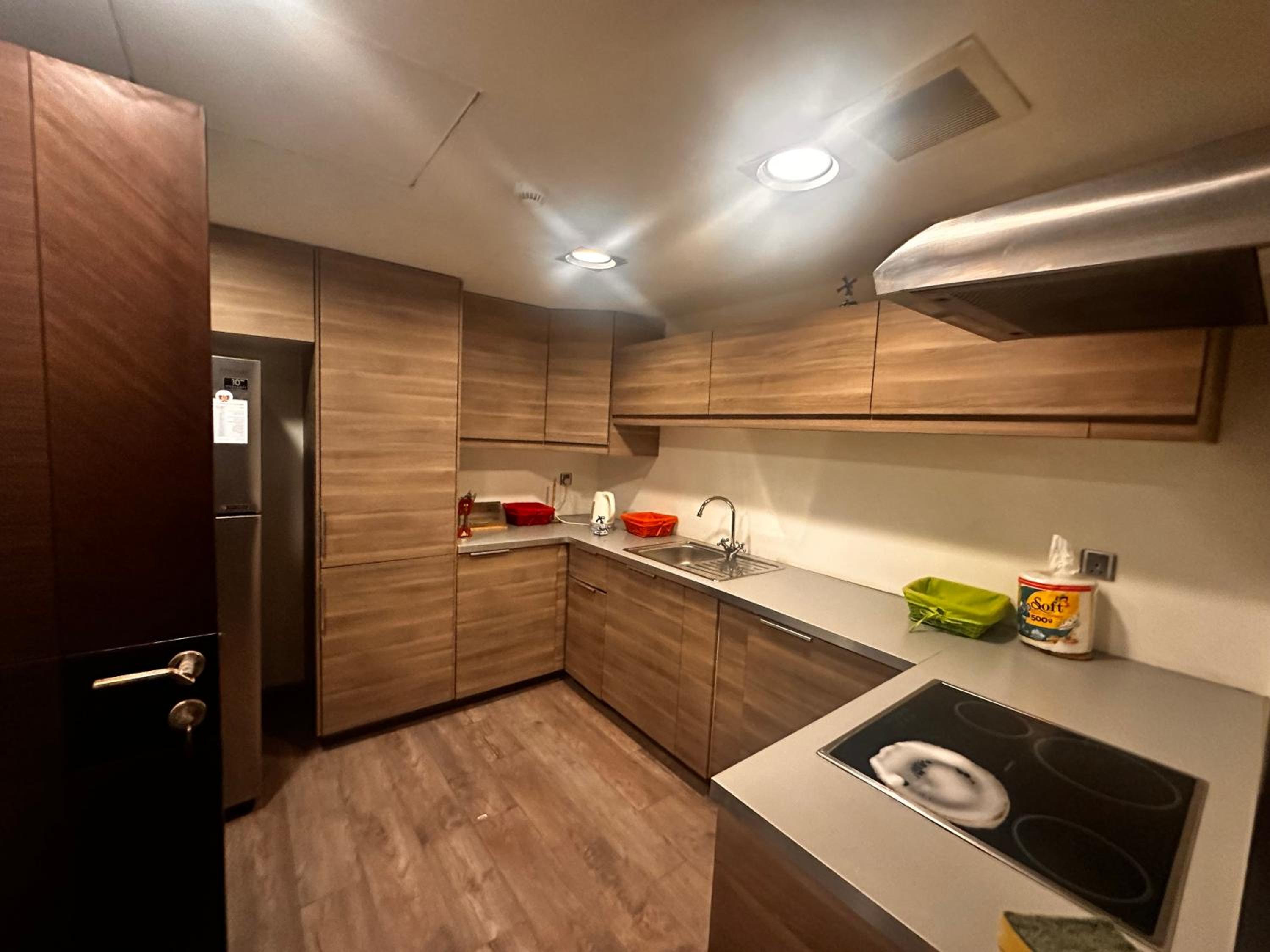 Spacious 3 bedroom apartment view 3