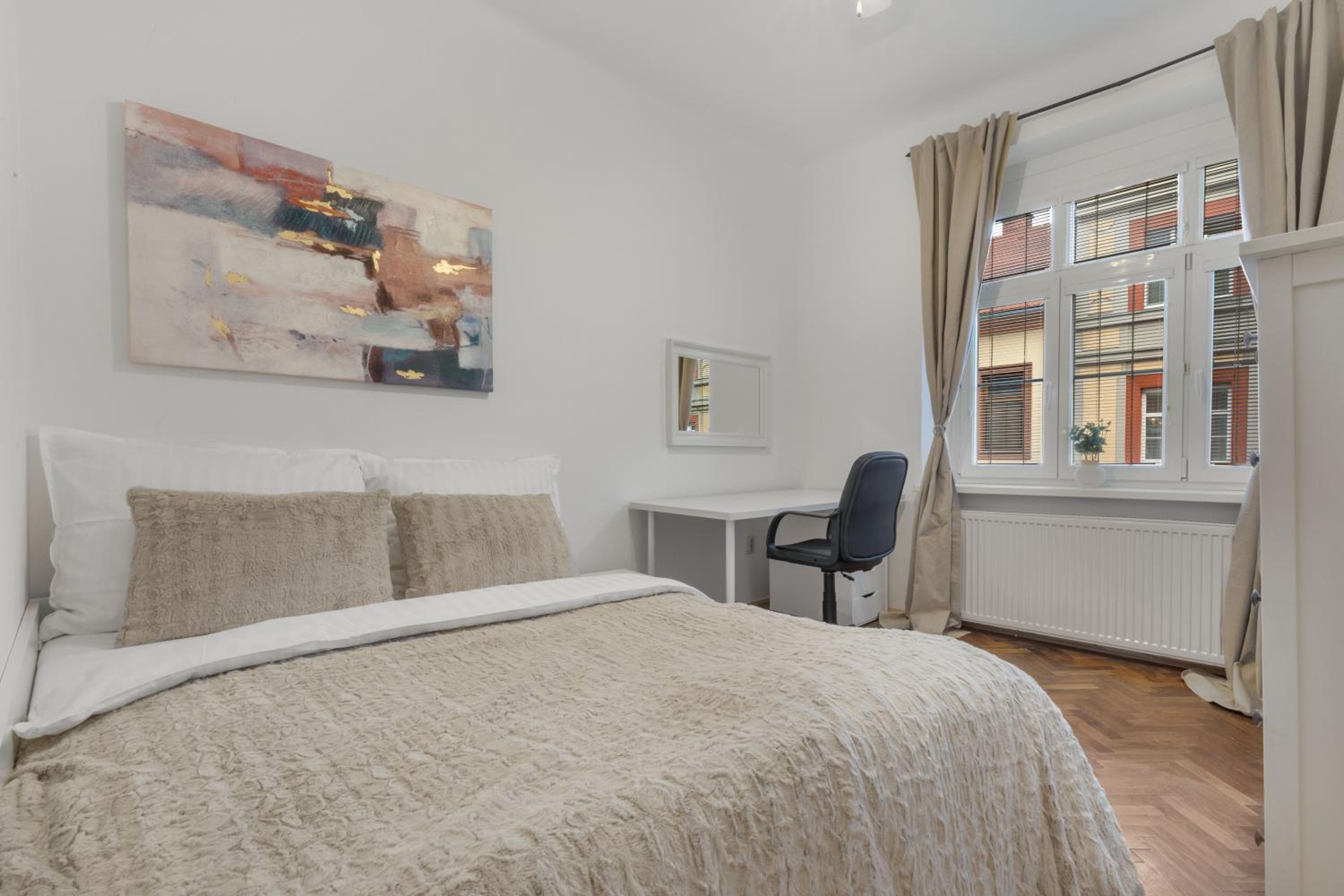 Grand Elegant Apartment - City Center Bratislava view 4