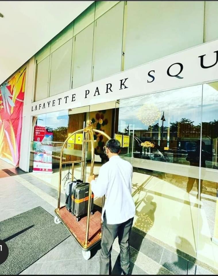 Unit 3J Signature Suites, Lafayette Megaworld