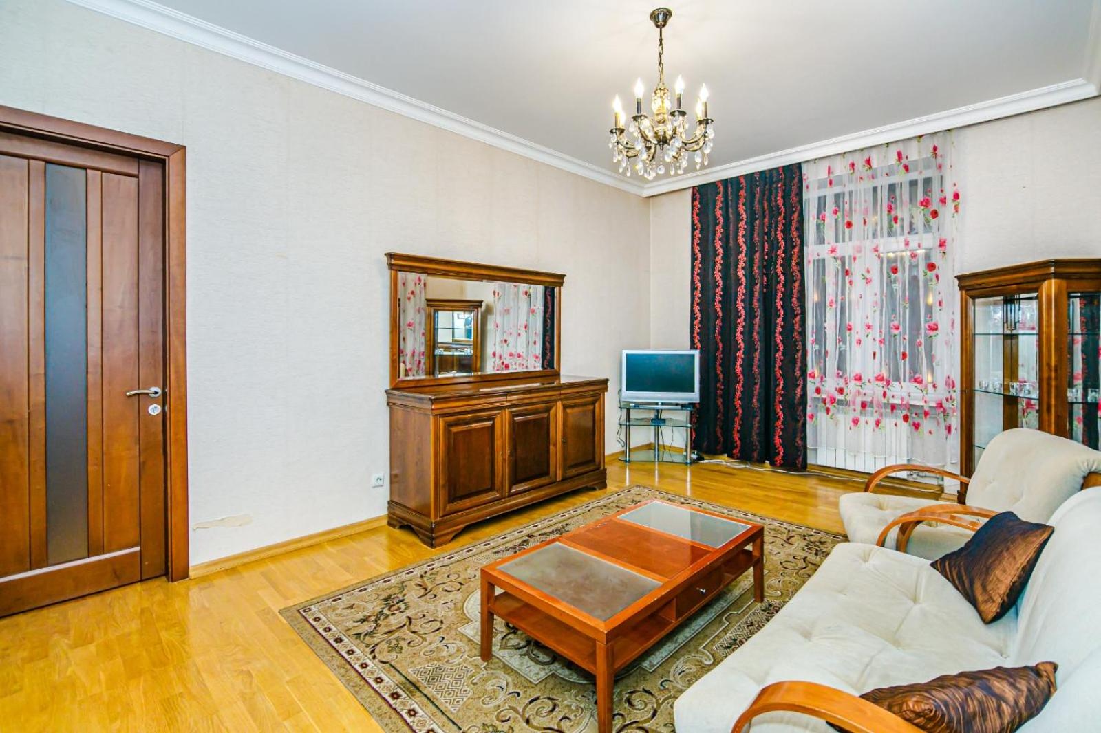 Apartment Corner