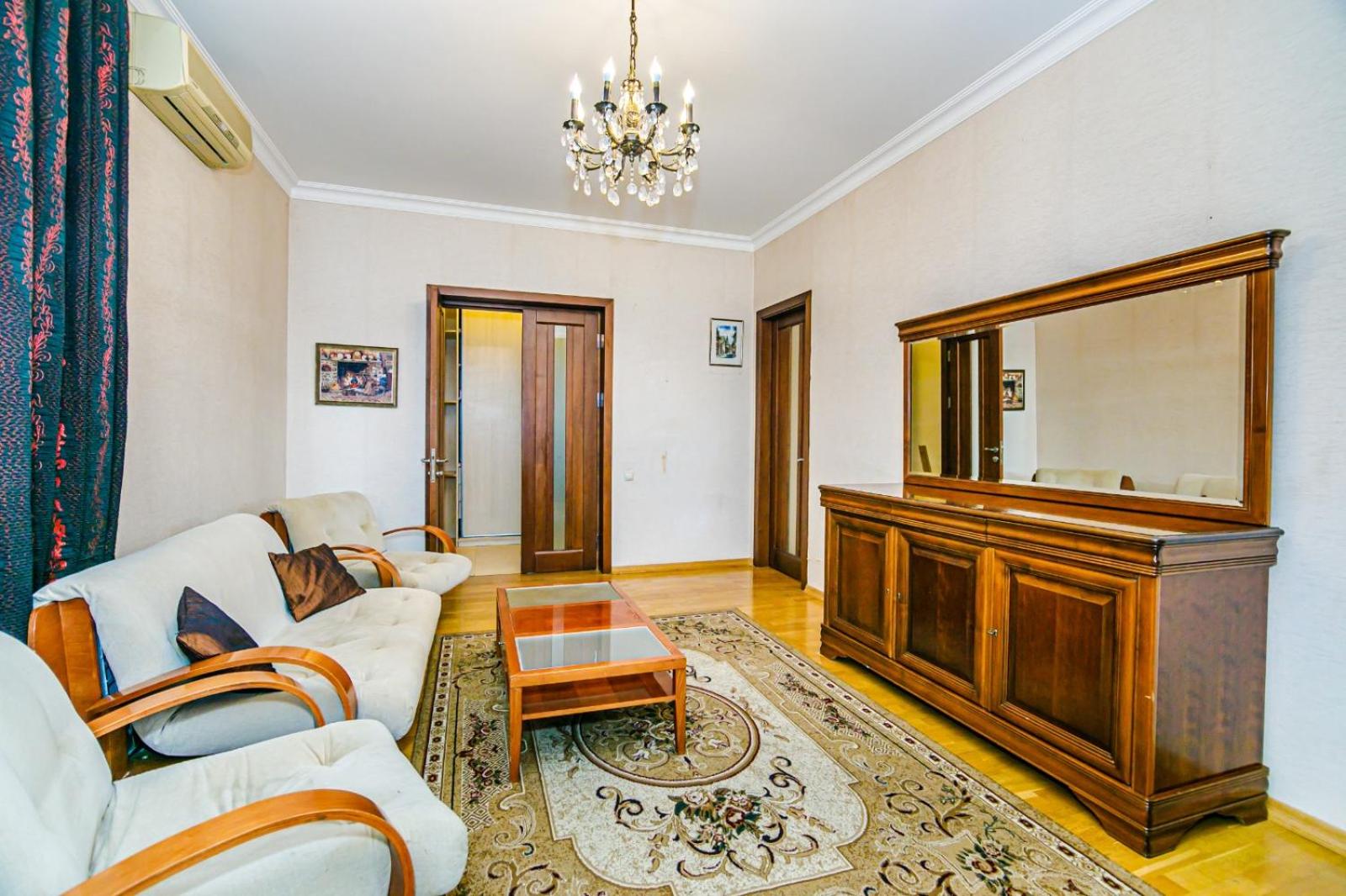 Apartment Corner