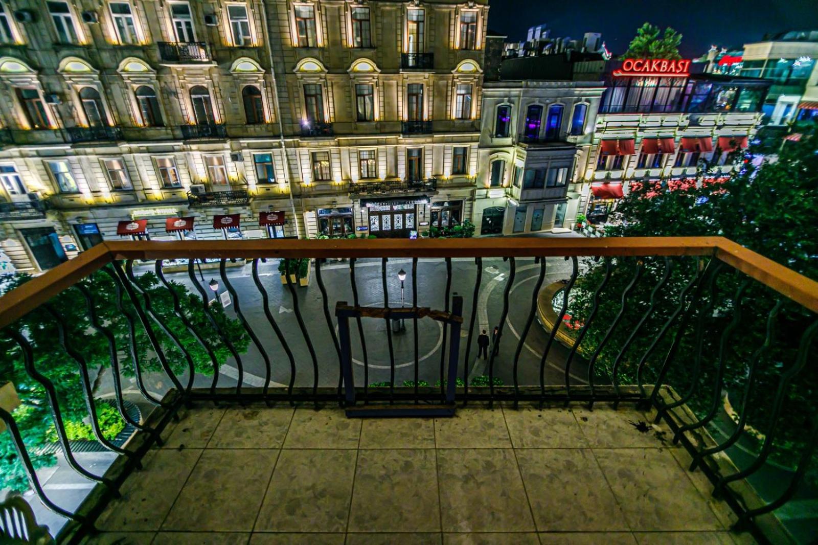 Apartment Corner