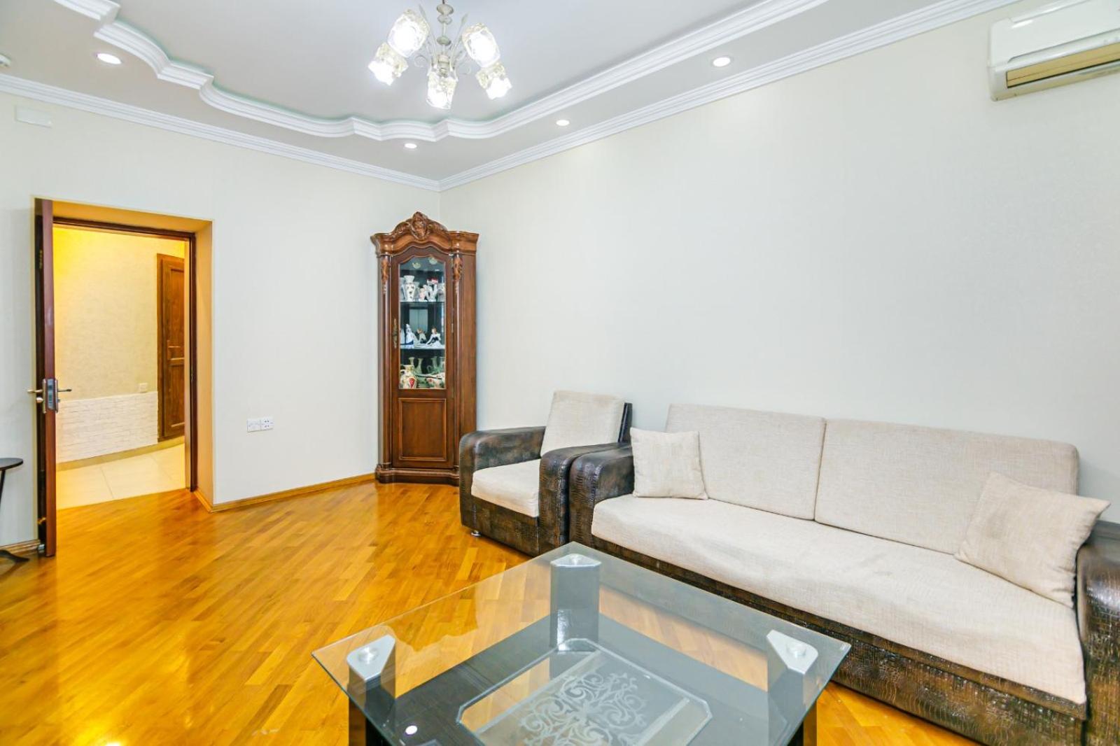 Malakan White House
