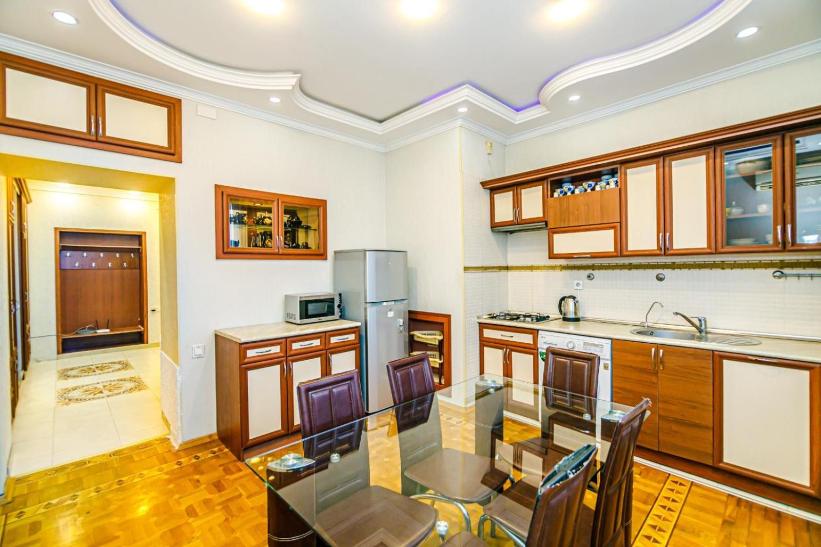 Malakan White House